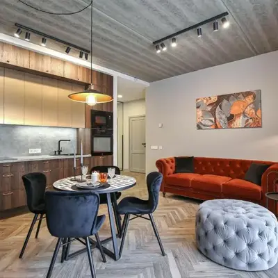 cohost I Nicely Designed NEW Apt w-Garage Parking & Self Check-in