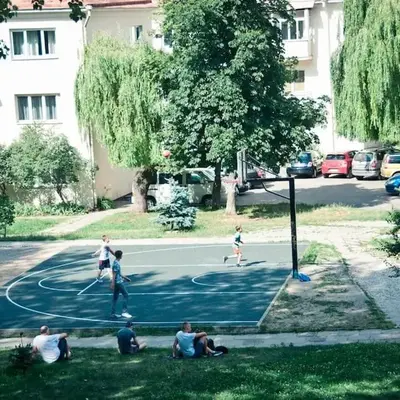 V 13 - 3 BDR Balcony