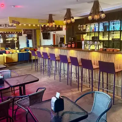 Tiki Taka Hostel & Pub