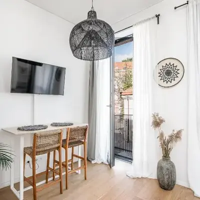 Bali style apartment with balcony near Gates of Dawn