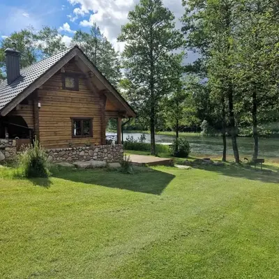 Pirtis su ežero pakrante Trakai