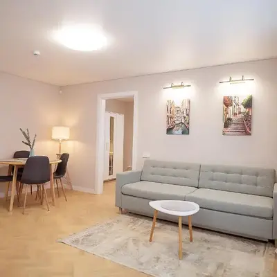 Šviesus ir jaukus butas Šiaulių centre puiki vieta poilsiui #2