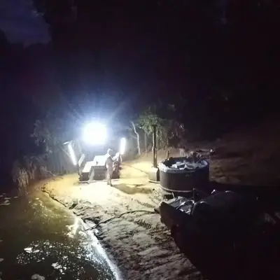 Mobilus namelis su jacuzi kubilu prie ezero Birvarelax