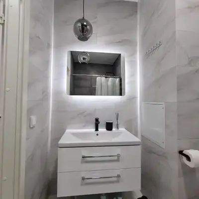 Refurbished central apartment