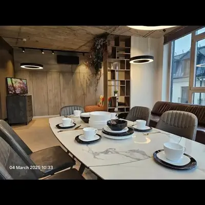 Happy Inn VIP Lounge