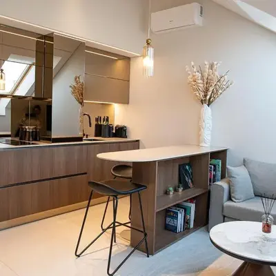 M 8 apartment