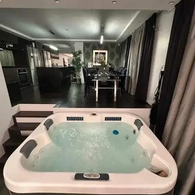 B&M Jacuzzi Rezidencija SELF CHECK - IN