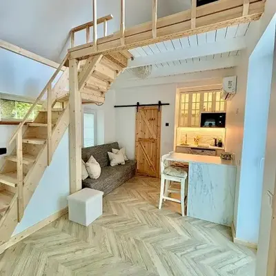Charming Cottage - Sauna - Central Location