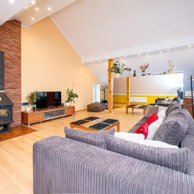 Spacious & Private Stay in Garliava 120kv