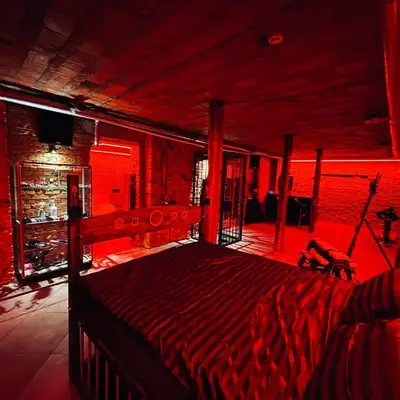 69 apartaments BDSM