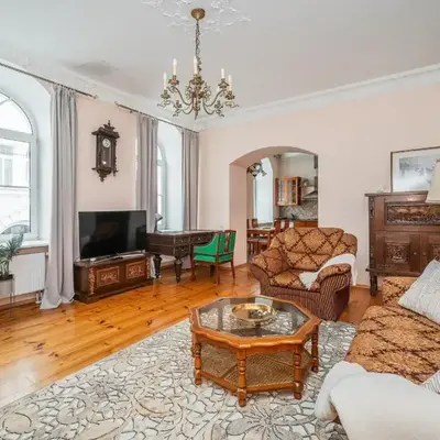 Heritage One Bedr Apartment by the Gates of Dawn by Reside Baltic