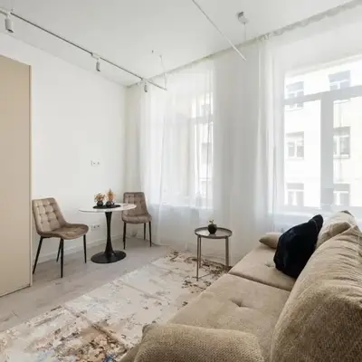 Close to Old Town & Amenities 1
