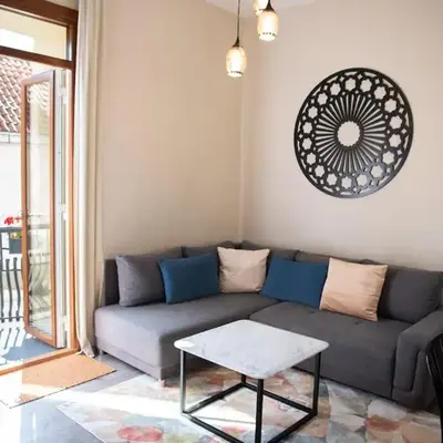 Stylish & Brand New 1 BDR Apartment in Old Town