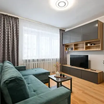 City Essetials Apartmets