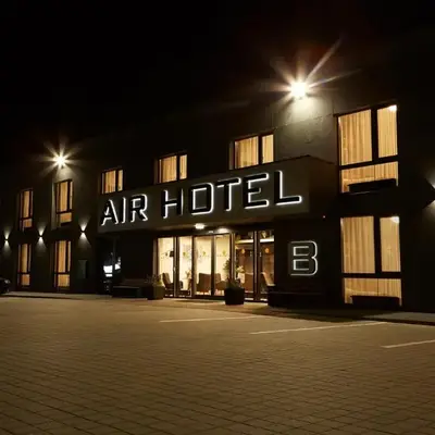Air Hotel