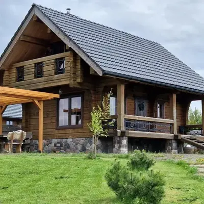 Namukas su ežero pakrante Trakai