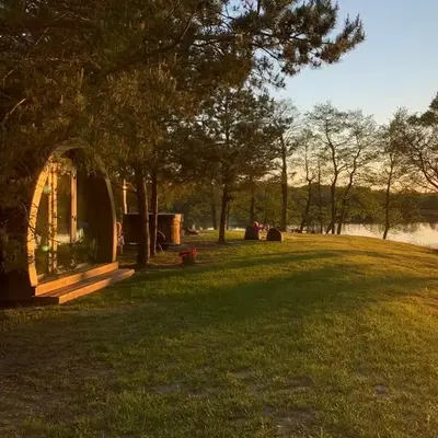 Kedras Glamping - Pod tipo nameliai