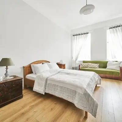 Bright and Warm Apartment