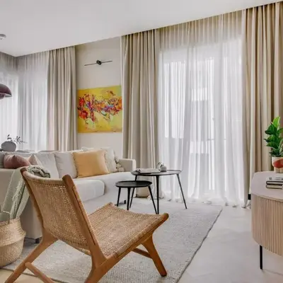 #stayhere - Brand New Unique Designer 1BDR in Trendy Neighbourhood