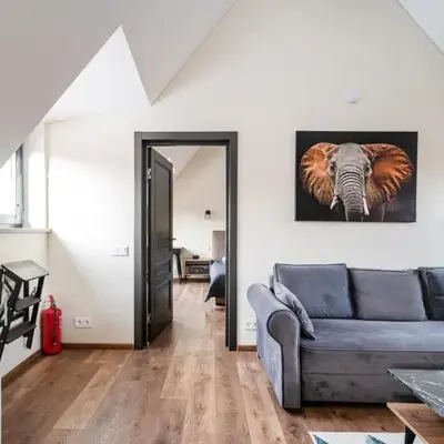 Cozy Central Attic SELF Check In