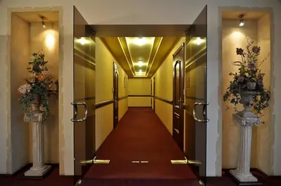a hallway with a corridorngthngthngthngthngthngthngth at Hotel Sfinksas in Kaunas