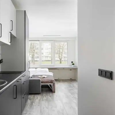 River To The City - Studio 8 Apartment