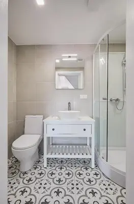 a bathroom with a toilet and a sink and a shower at Bebryno slėnis in Staškūniškis